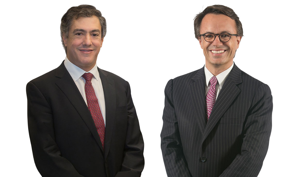 Photo of Letter to Shareholders At left, the CEO of Grupo Energía Bogotá Juan Ricardo Ortega López, at right the Chairman of the Board Andrés Escobar Arango.