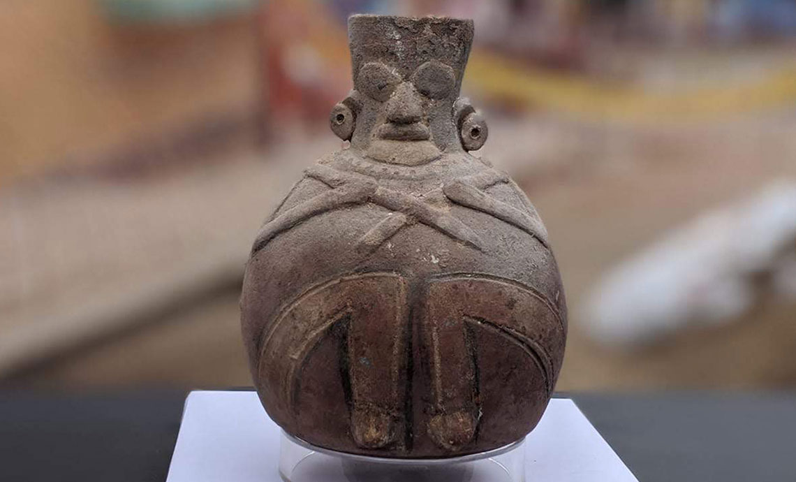 Pre-Hispanic piece on display at La Tebaida Museum in Quindío.